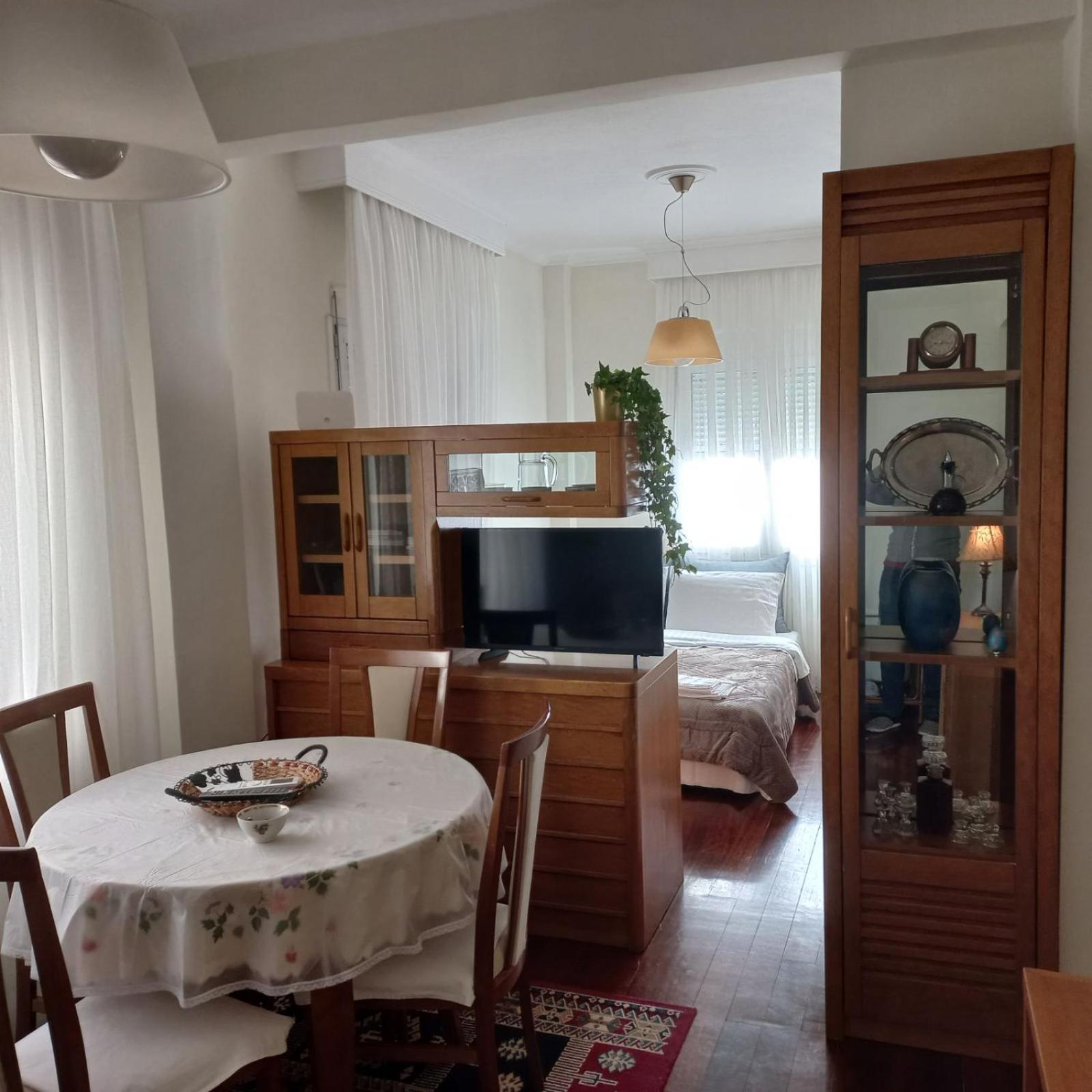 Apartment Studio Navarino Square - στούντιο διαμέρισμα πλατεία ναυαρίνου *