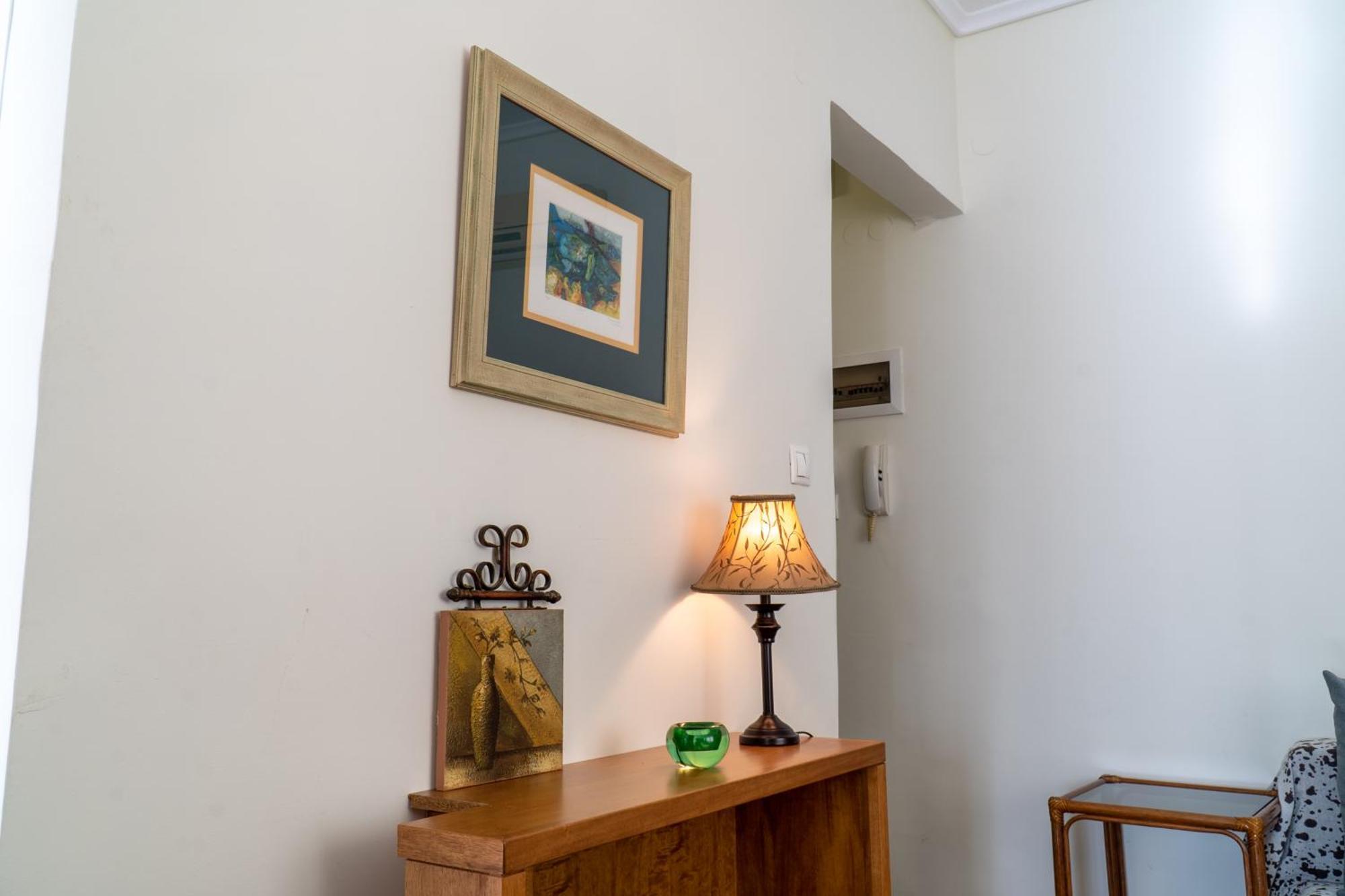 Apartment Studio Navarino Square - στούντιο διαμέρισμα πλατεία ναυαρίνου *