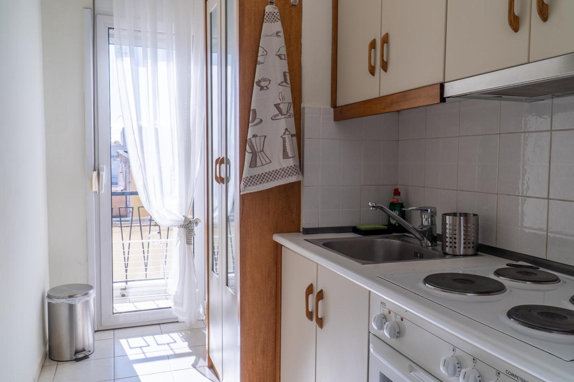 Apartment Studio Navarino Square - στούντιο διαμέρισμα πλατεία ναυαρίνου *
